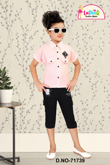 Stylish Capri and Top Set for Girls with Pocket Details
