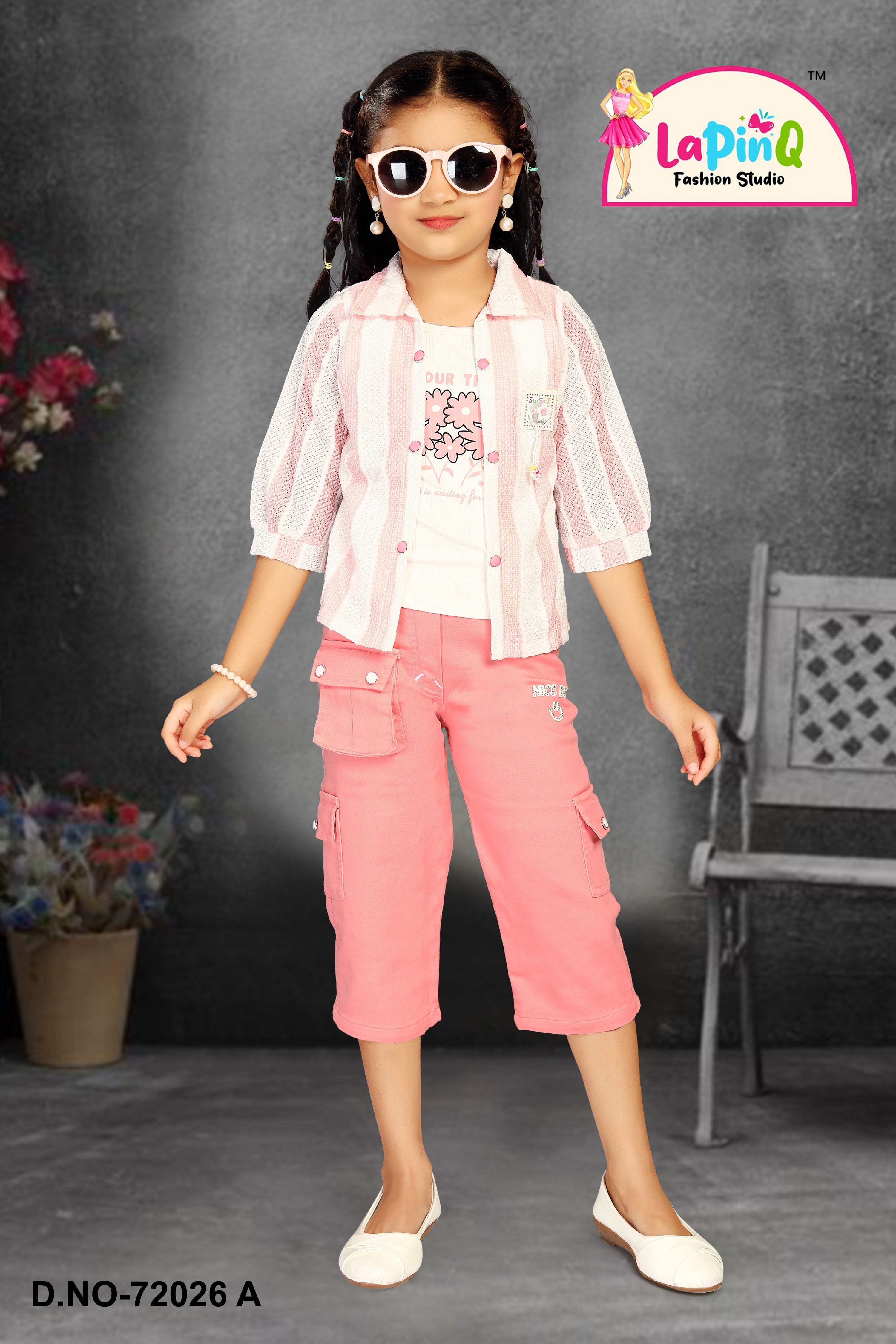 Girls Stylish Cargo Capri with Jacket